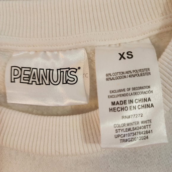 Snoopy Graphic Sweatshirt in White and Pink. NWOT Excellent Condition. - Picture 5 of 8